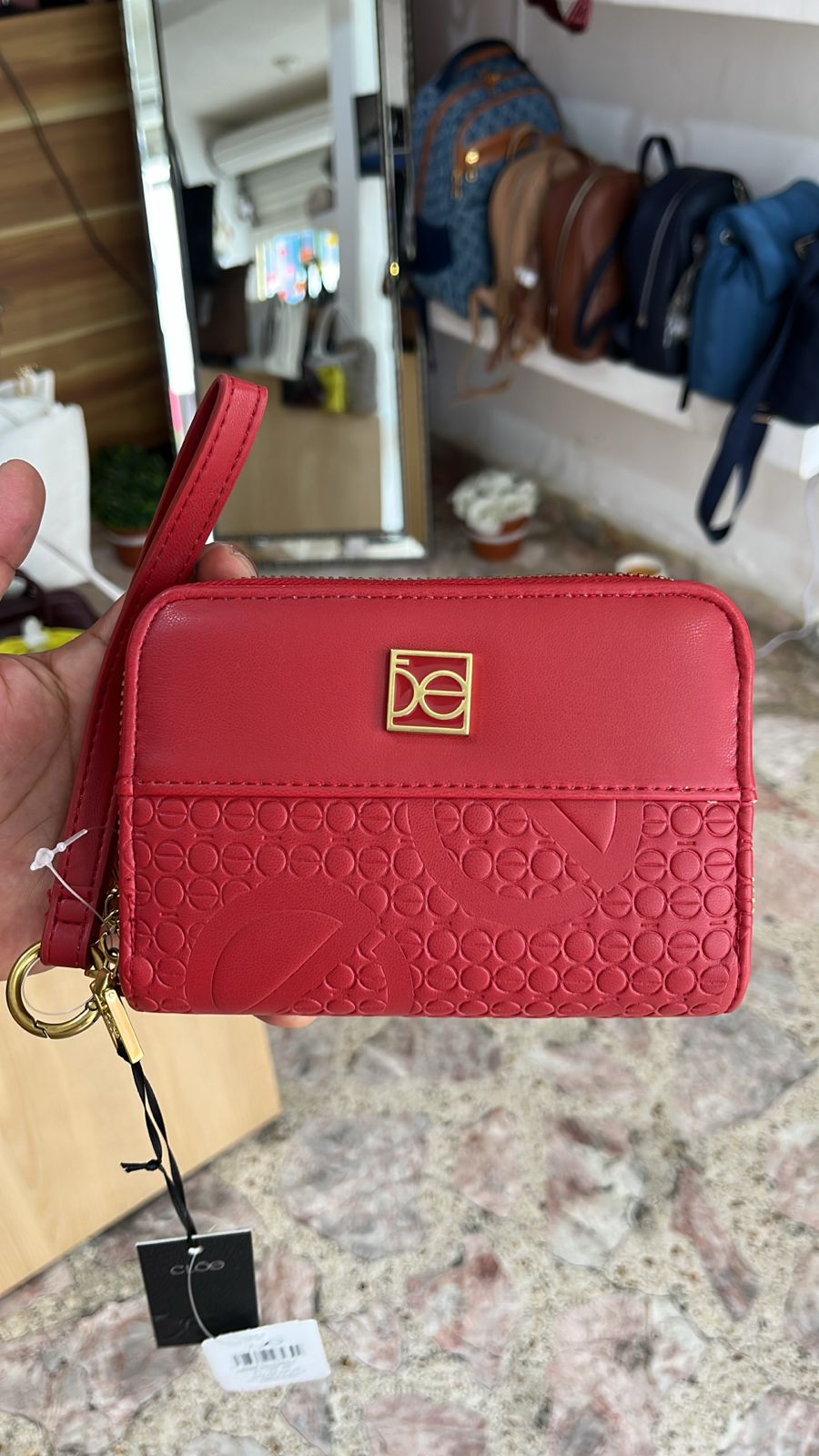 CARTERA CLOE C/ MUÑEQUERA